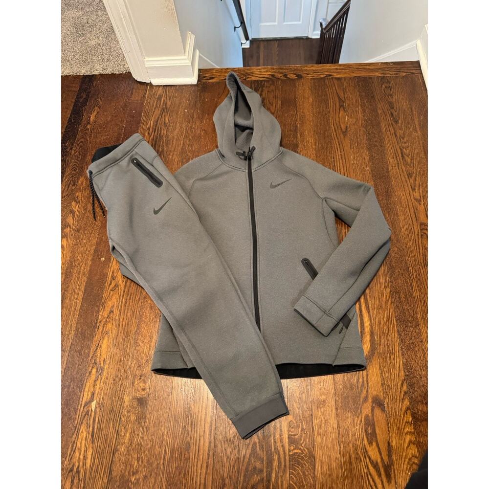 Nike Men's Therma Sphere Max Training Set Hoodie+Pants 688475-071 Size Large